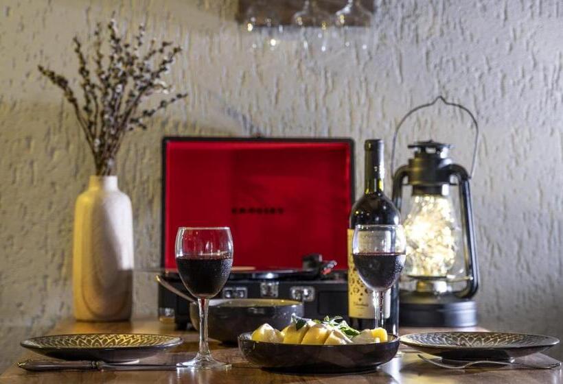 پانسیون House 54