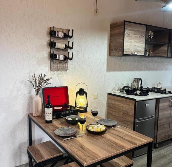 پانسیون House 54