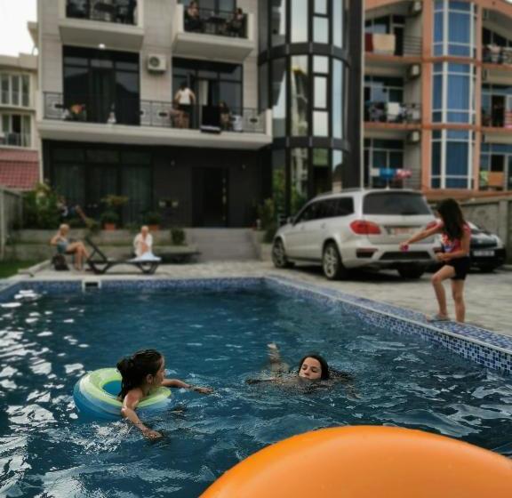 پانسیون Minervahome