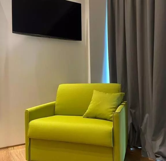 Piccola Maesta' Boutique Rooms