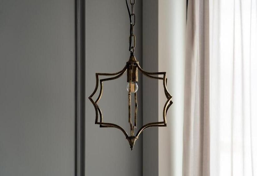 Piccola Maesta' Boutique Rooms