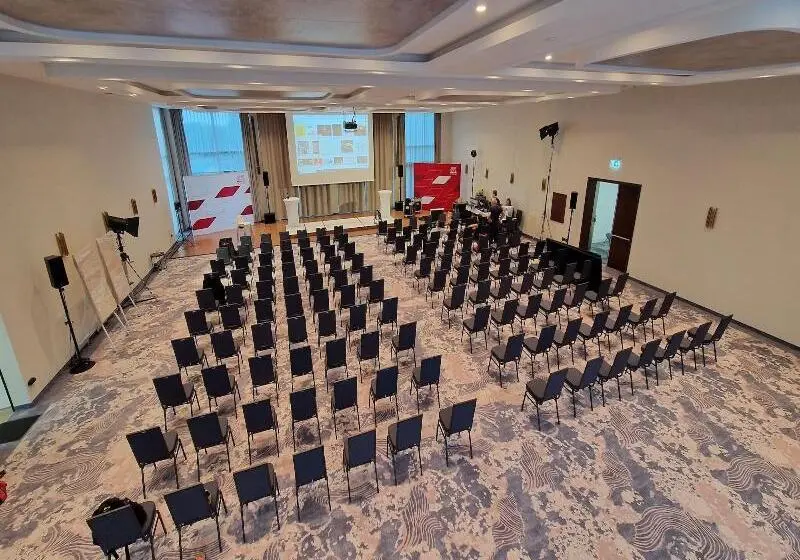 Tisia Hotel & Spa
