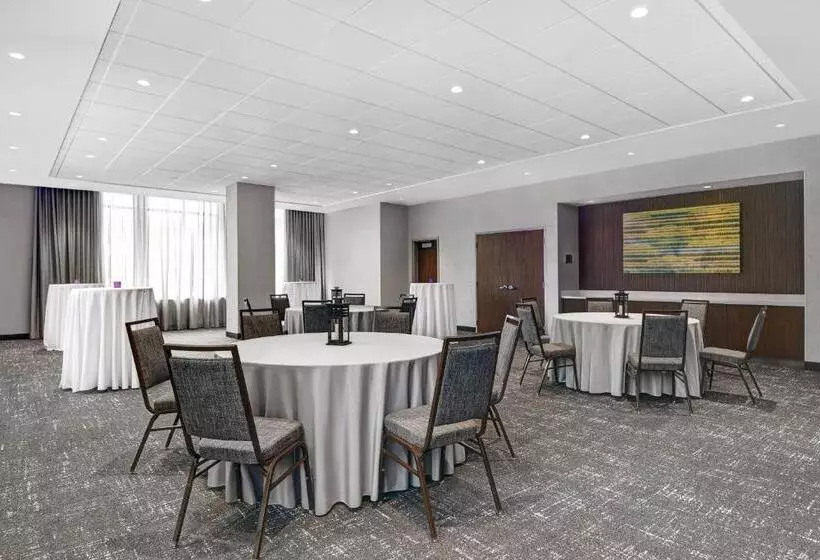 ホテル Courtyard By Marriott Manhattan Aggieville