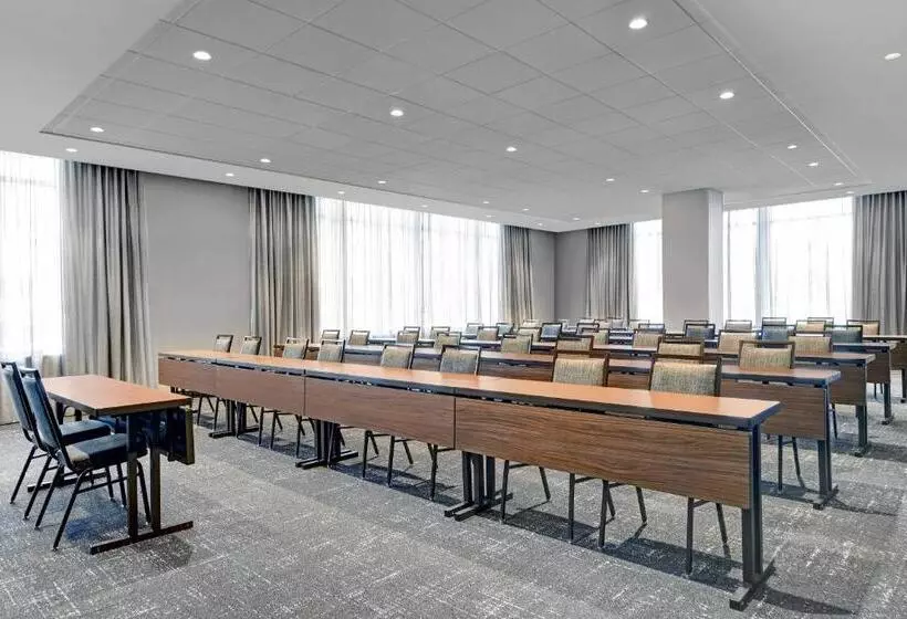 ホテル Courtyard By Marriott Manhattan Aggieville