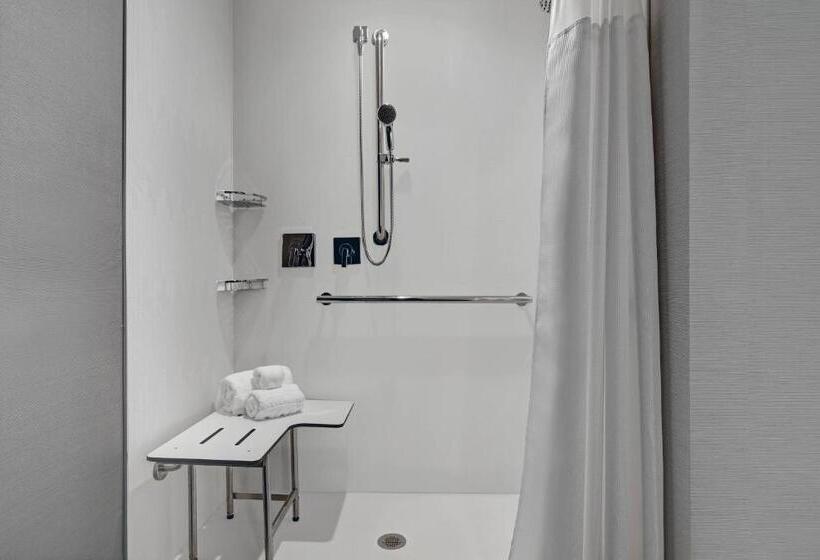 فندق Courtyard By Marriott Manhattan Aggieville