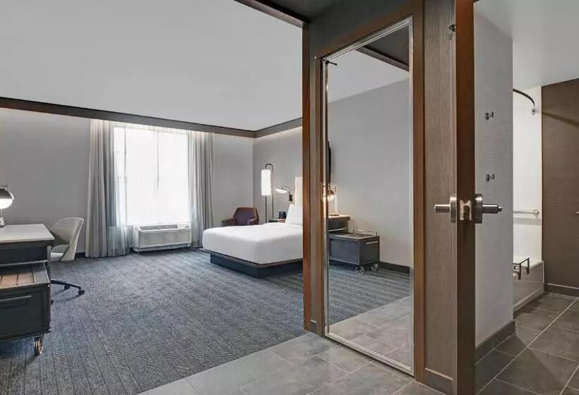 ホテル Courtyard By Marriott Manhattan Aggieville