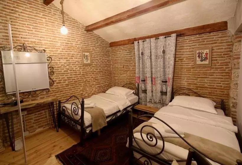 هتل Le Petit Secret, Korce, Albania