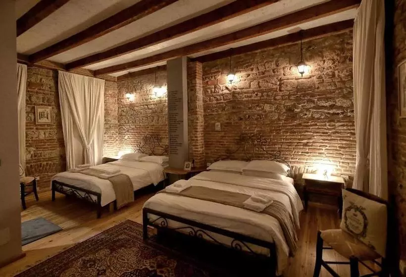 هتل Le Petit Secret, Korce, Albania