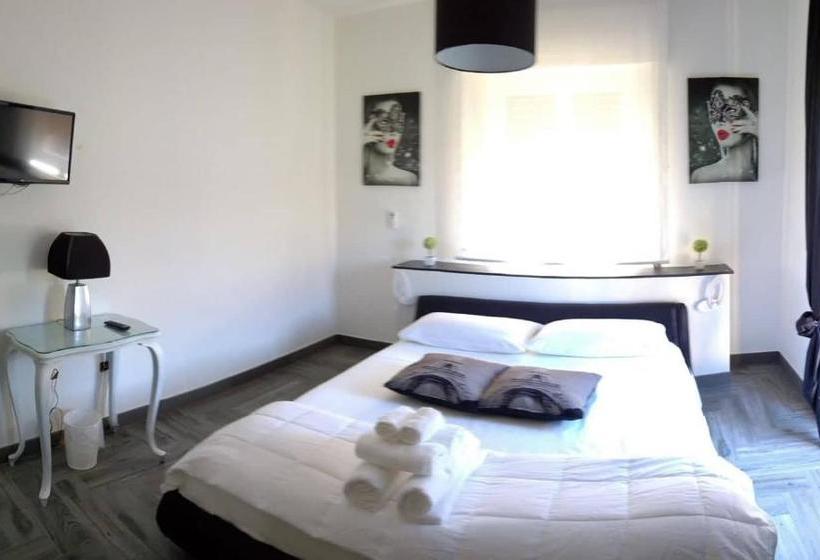 مبيت وإفطار Residenza Saint Tropez