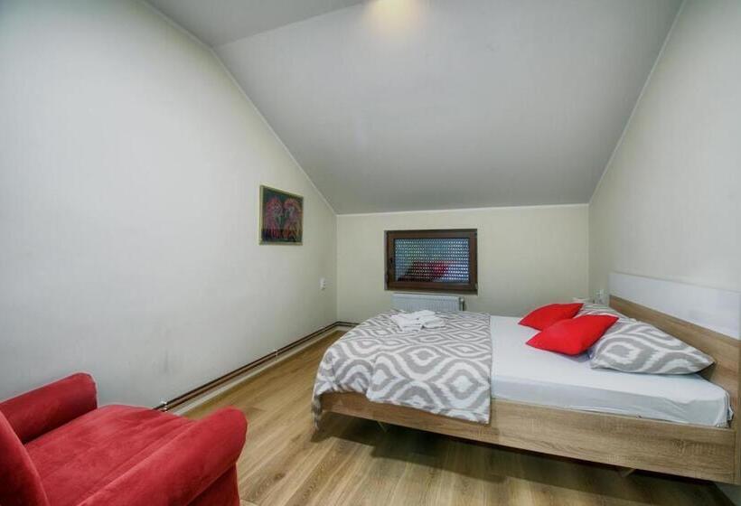 تختخواب و صبحانه Vila Chess