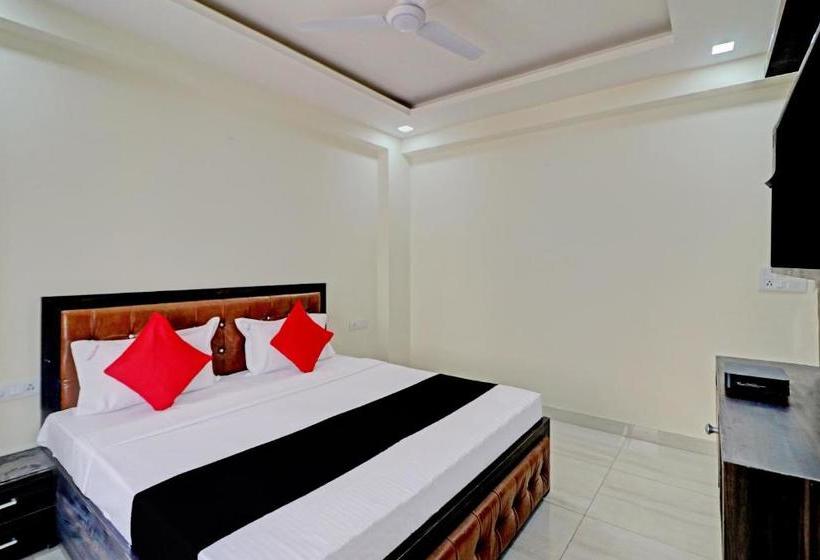 ホテル Capital O 80465 Welcome Inn Stay