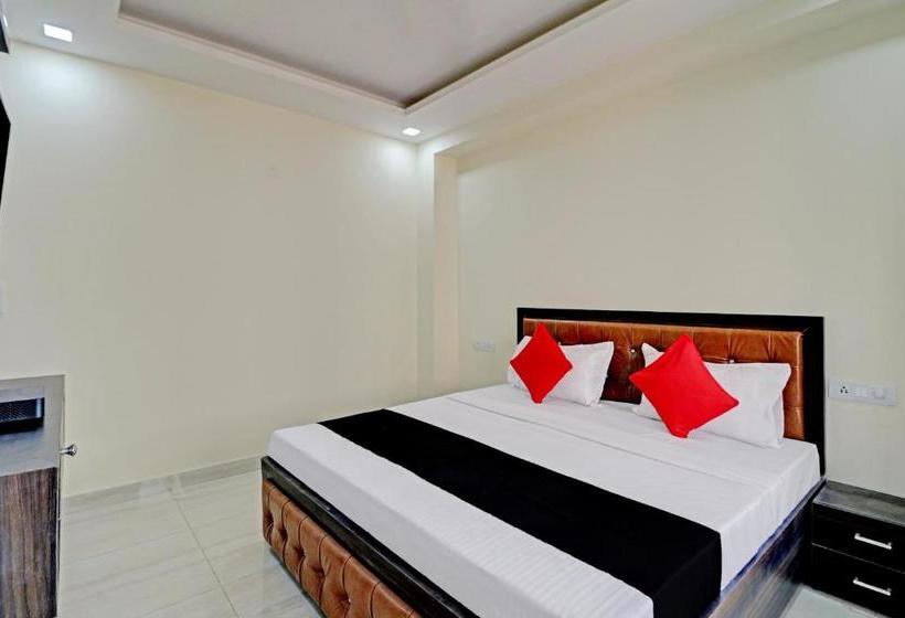 ホテル Capital O 80465 Welcome Inn Stay