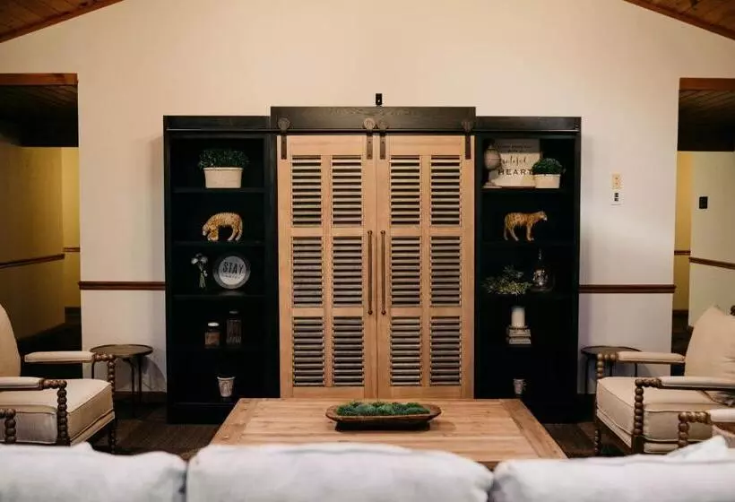 Hotelli Sylvan Valley Lodge And Cellars