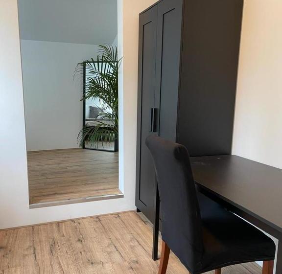 Pansiyon New Delft Garden View Prins Room Delta