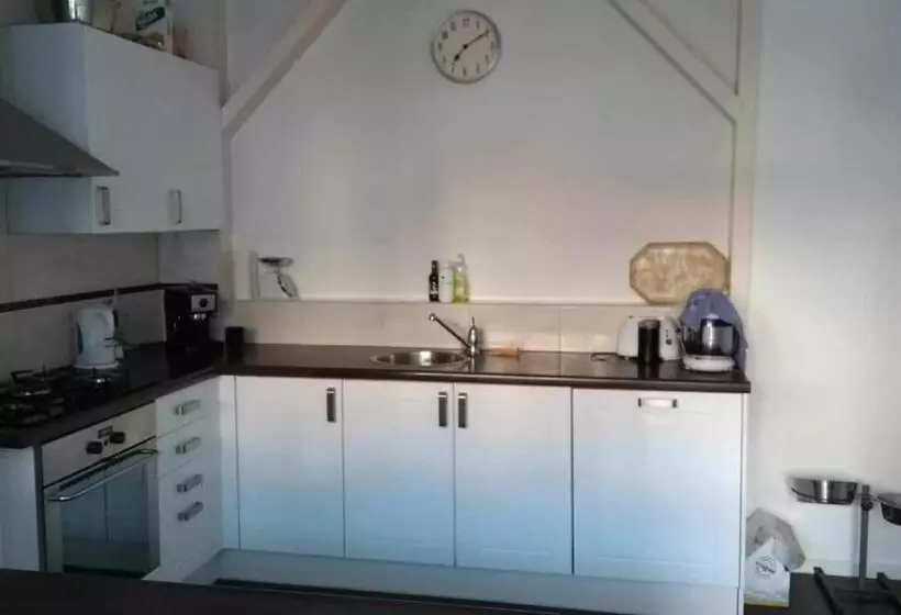 پانسیون New Delft Garden View Prins Room Delta
