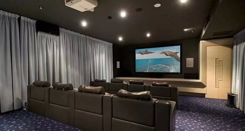 리조트 Artique Surfers Paradise   Official