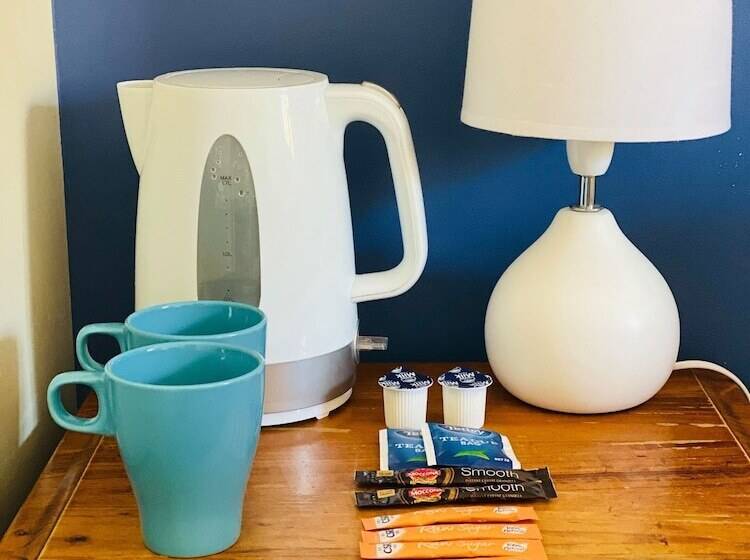 Boardrider Backpackers And Budget Motel