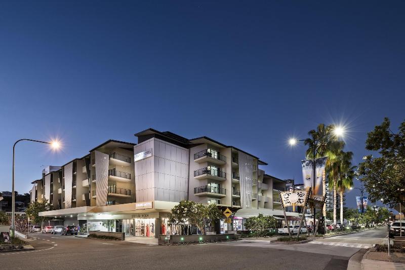 Grand Hotel And Apartments Townsville