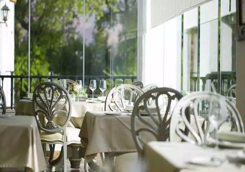 Hermitage De Casares Hotel