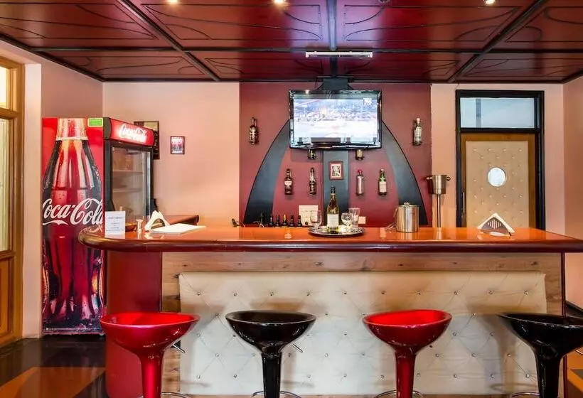 호텔 Amantra Shilpi Resort & Spa Udaipur