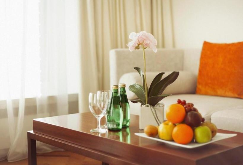 בית מלון כפרי Crowne Plaza Moscow  Tretyakovskaya, An Ihg