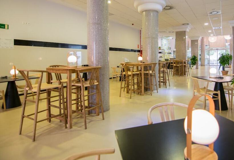 فندق Cullera Holiday