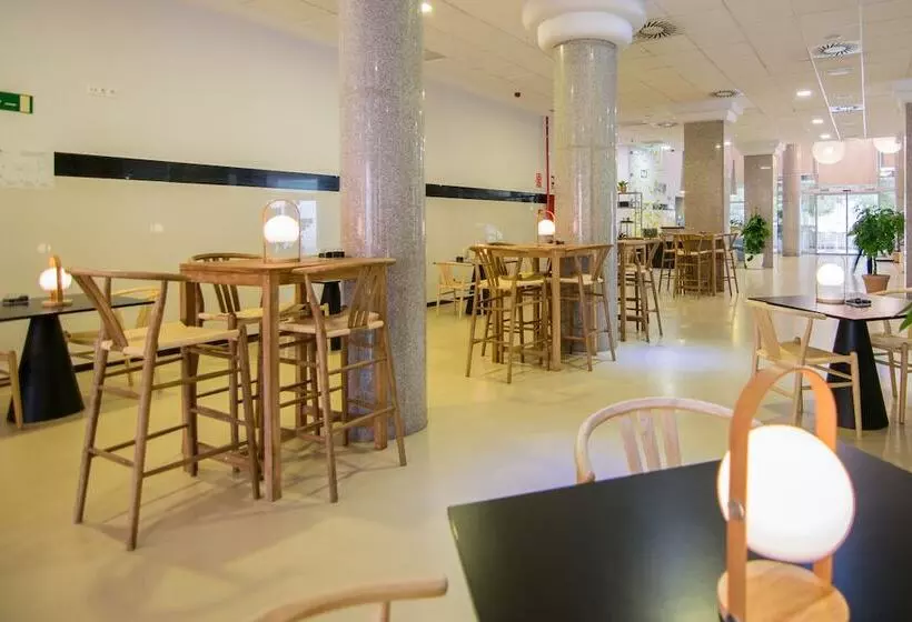 هتل Cullera Holiday