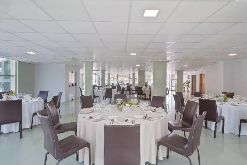 هتل Cullera Holiday