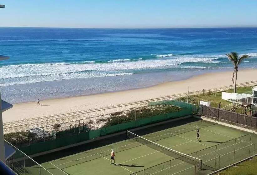 호텔 Golden Sands On The Beach Absolute Beachfront Apartments