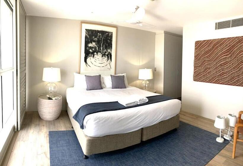 호텔 Golden Sands On The Beach Absolute Beachfront Apartments