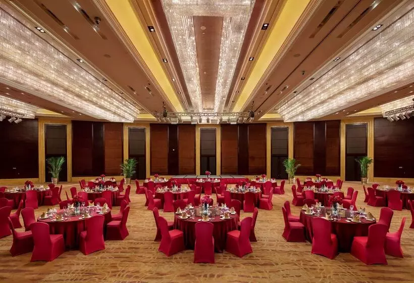 هتل Hilton Xiamen