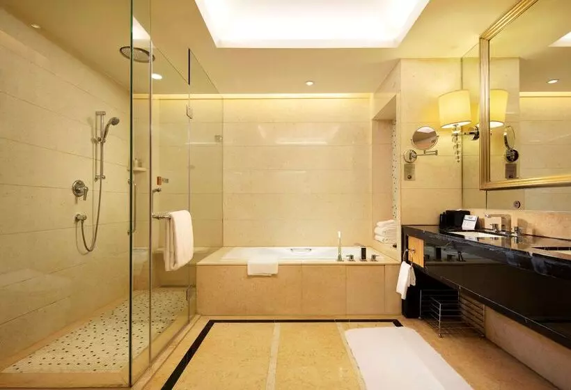 هتل Hilton Xiamen