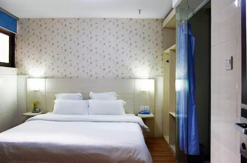 酒店 Home Inns Guo Mao