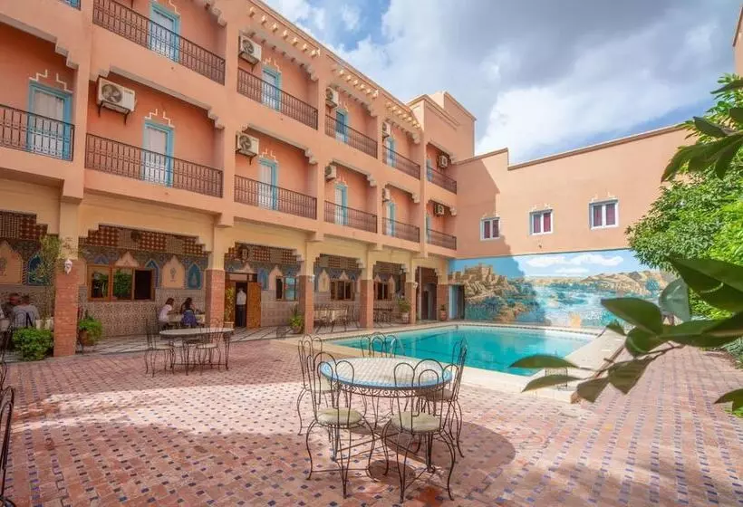 בית מלון כפרי Hôtel Zaghro