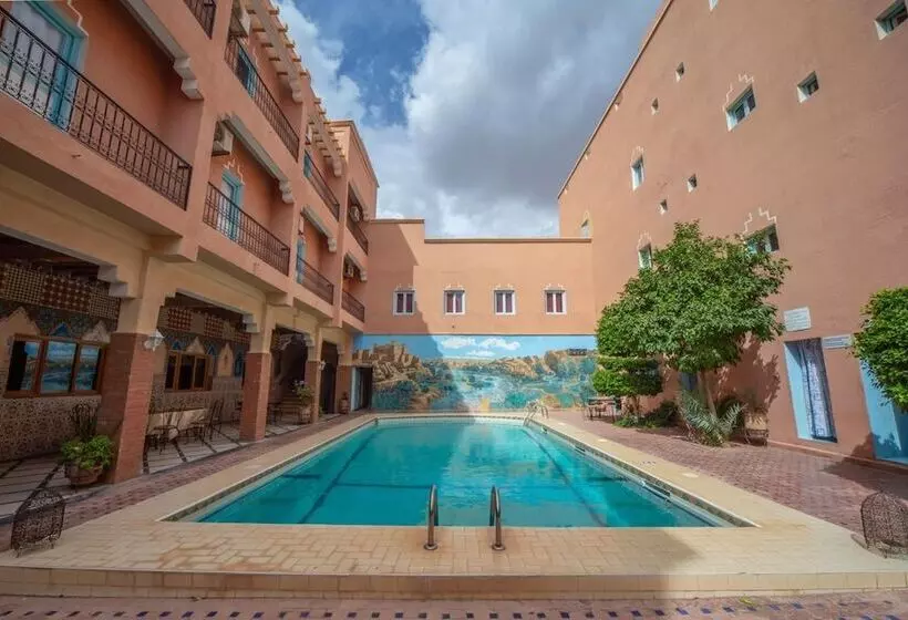 בית מלון כפרי Hôtel Zaghro