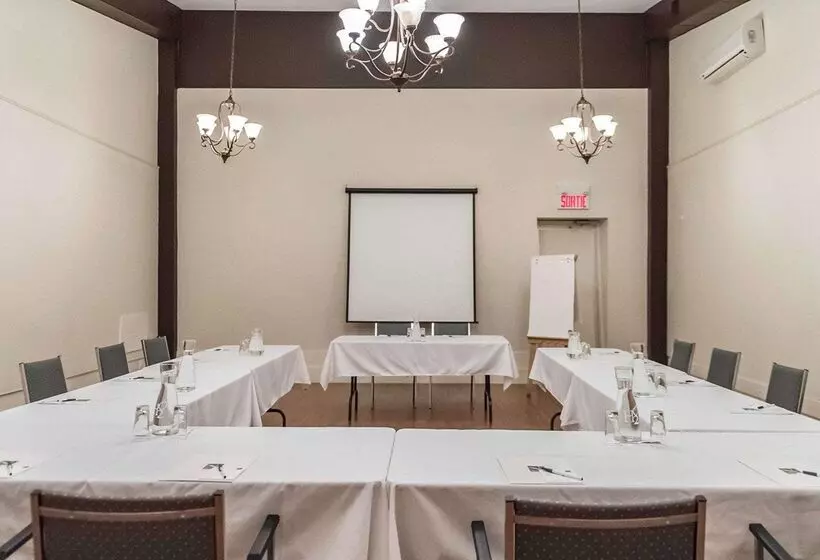 酒店 Quality Inn  Mont Laurier