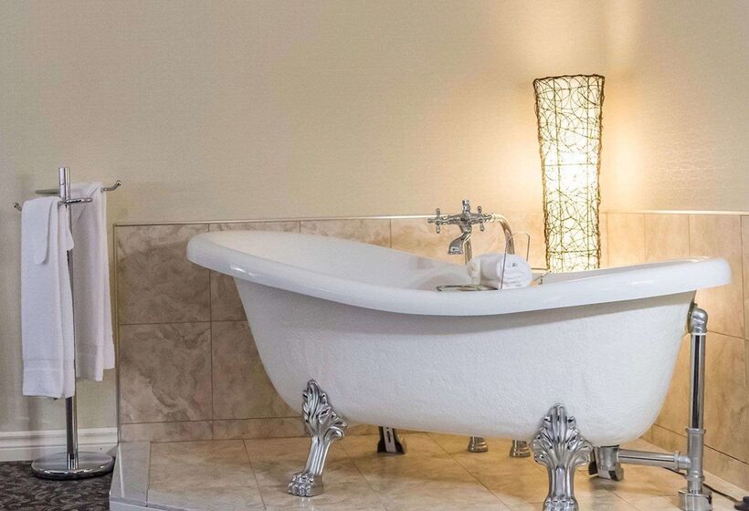 فندق Quality Inn  Mont Laurier