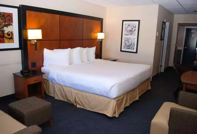 فندق Quality Inn