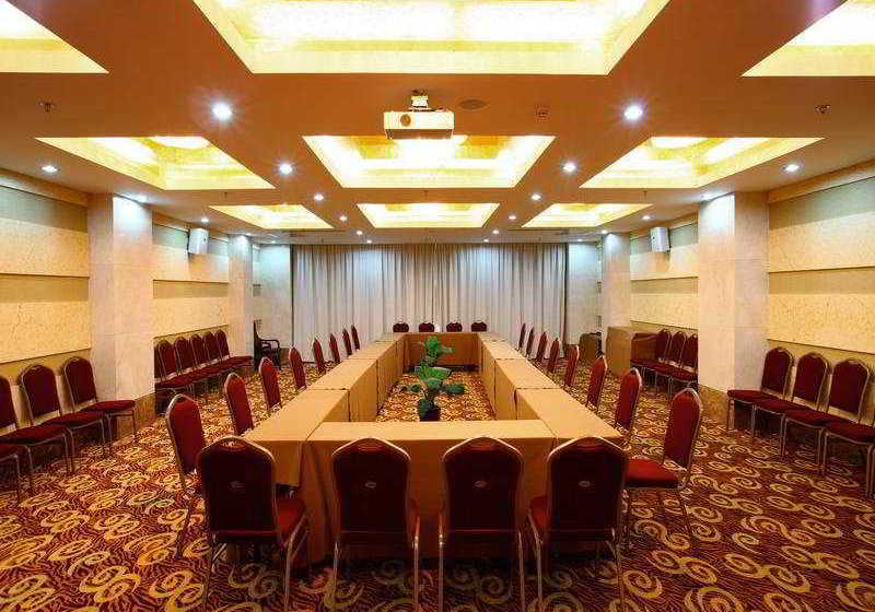 Отель Royalston