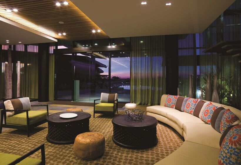 Vibe Hotel Darwin Waterfront