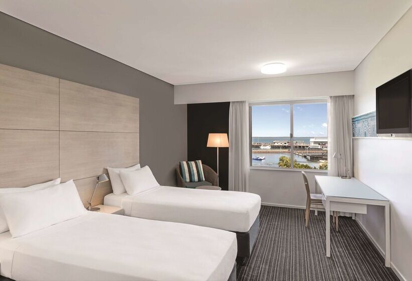 Vibe Hotel Darwin Waterfront