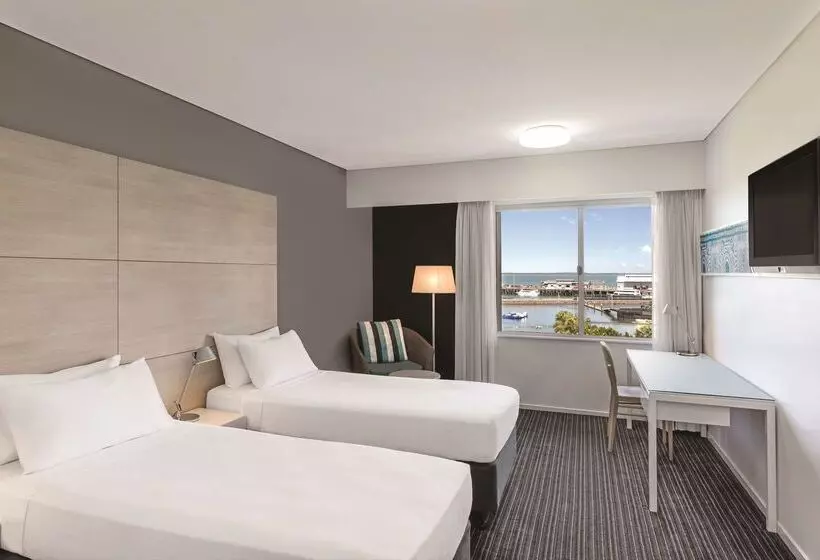 Vibe Hotel Darwin Waterfront