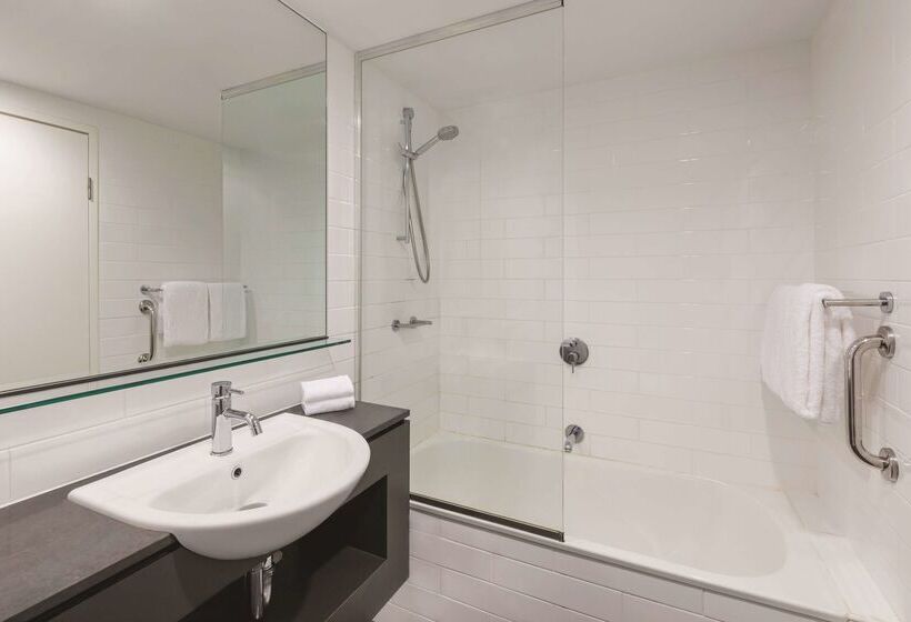 Vibe Hotel Darwin Waterfront