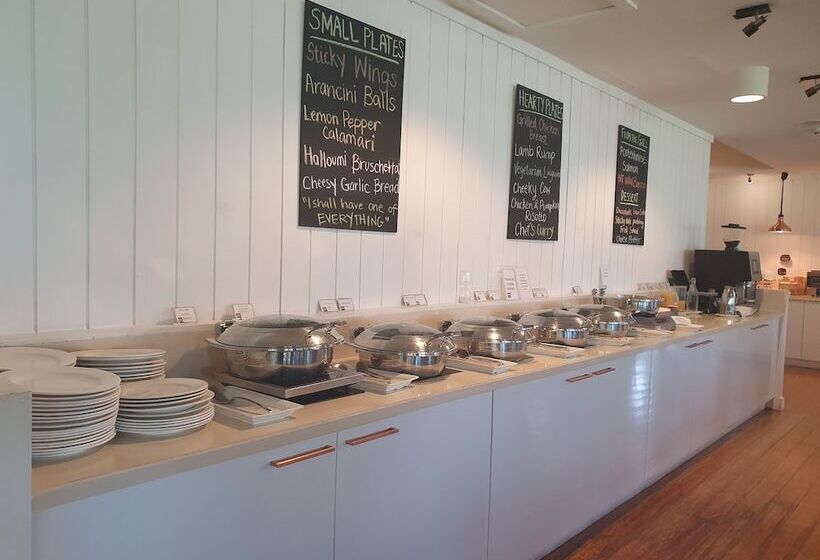 Vibe Hotel Darwin Waterfront