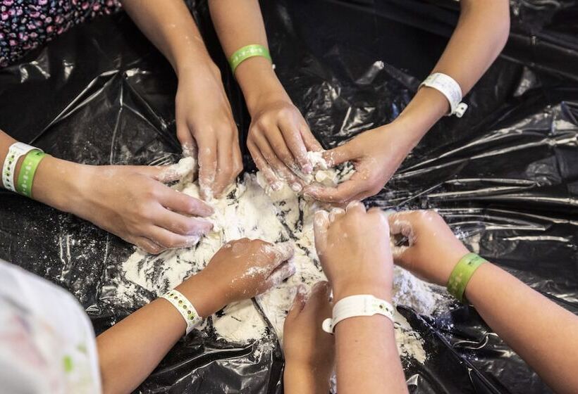 Hu Norcenni Girasole Village