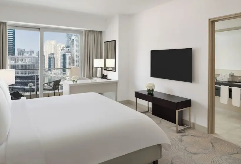 Jw Marriott Hotel Marina