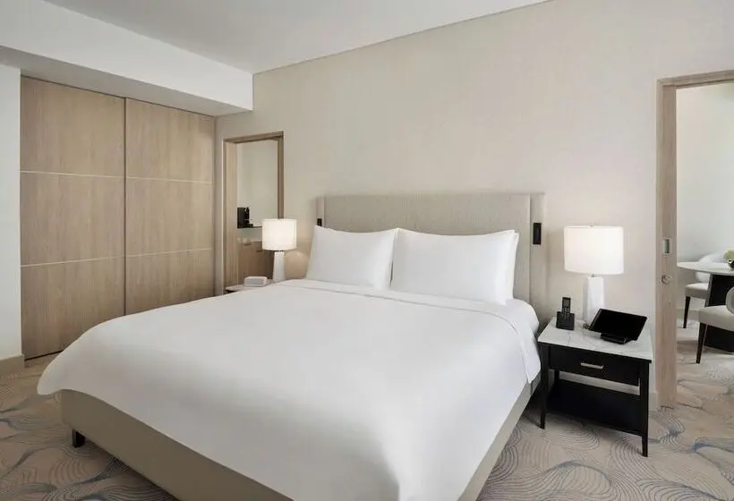 Jw Marriott Hotel Marina