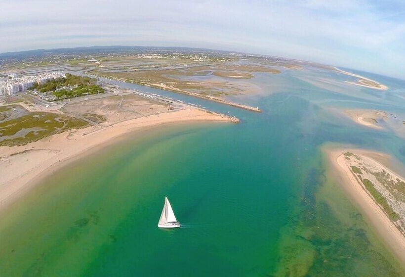 Real Marina Residence