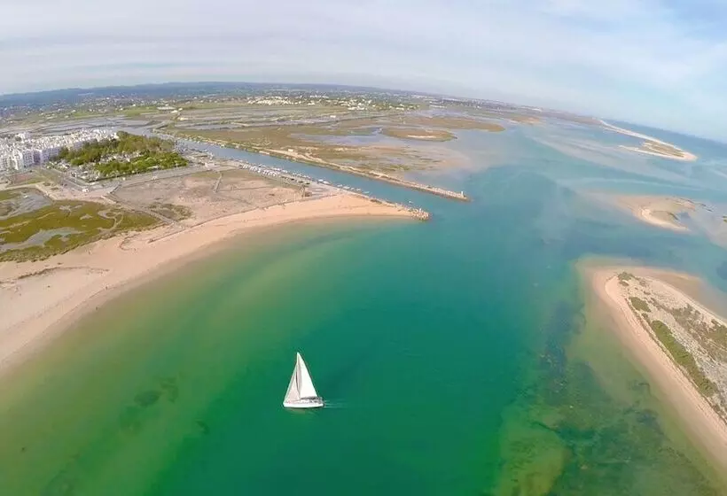 Real Marina Residence