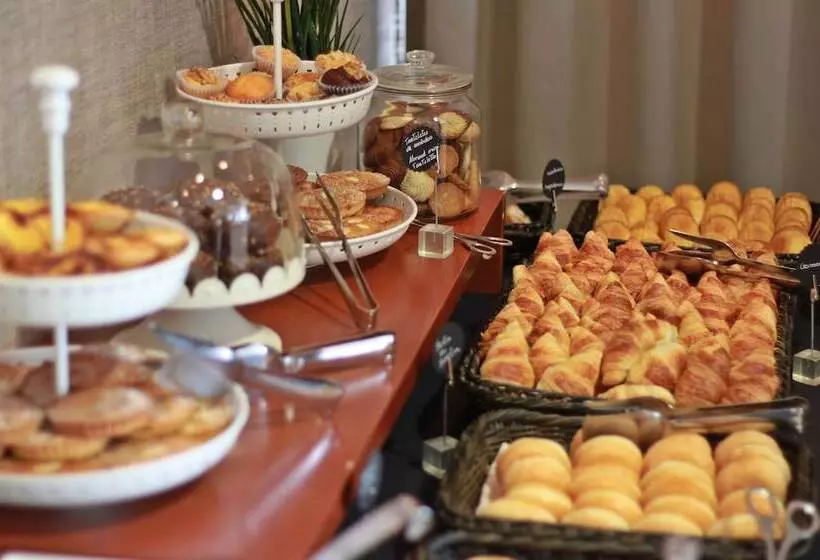 Real Marina Residence